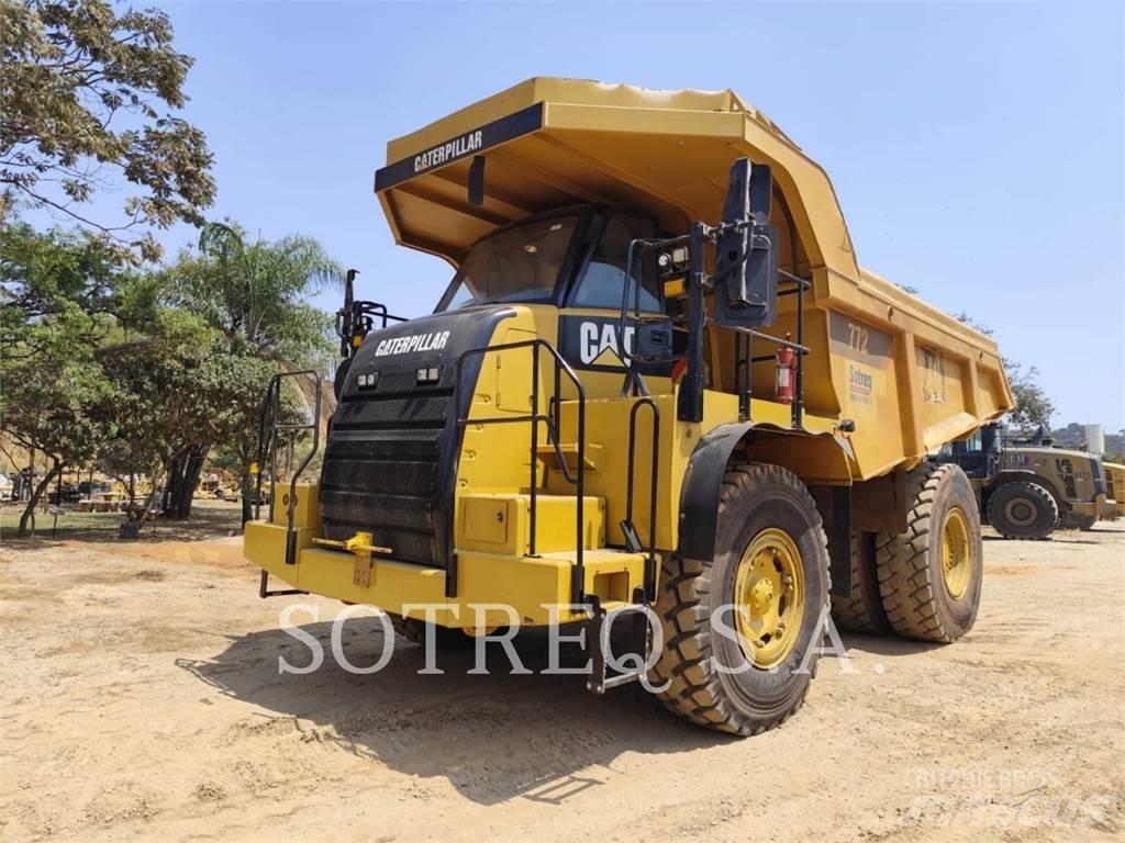 CAT 772 Csuklósdömperek