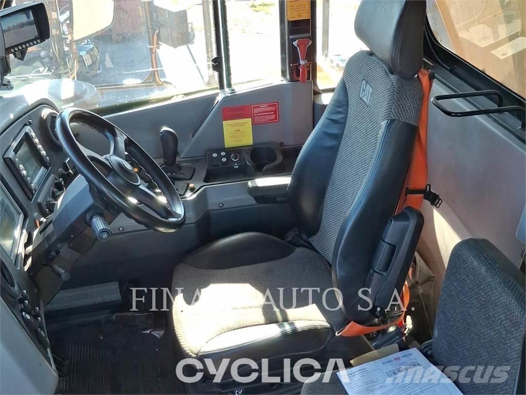 CAT 772G Csuklósdömperek