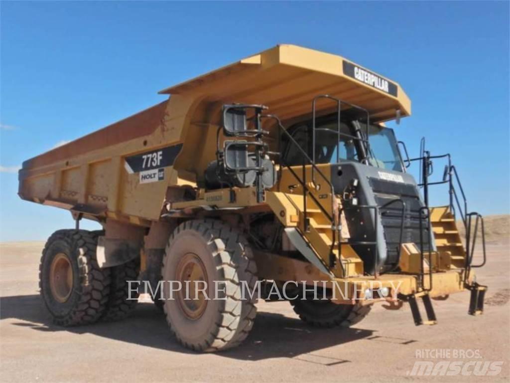 CAT 773F Csuklósdömperek