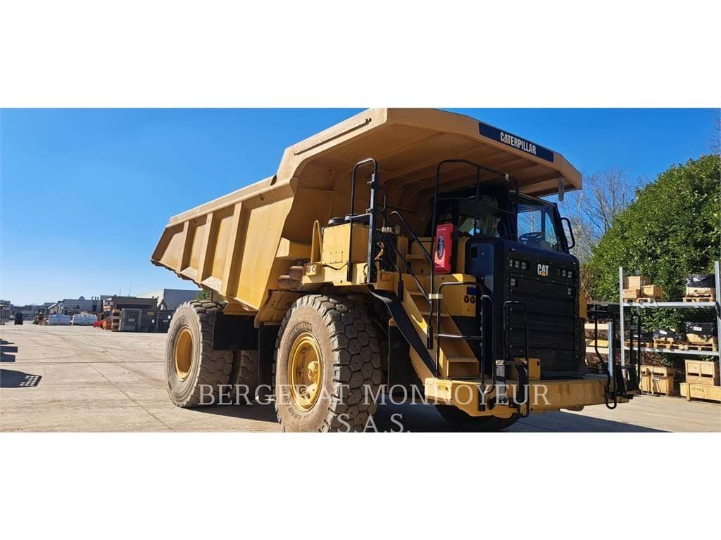 CAT 775 G Csuklósdömperek