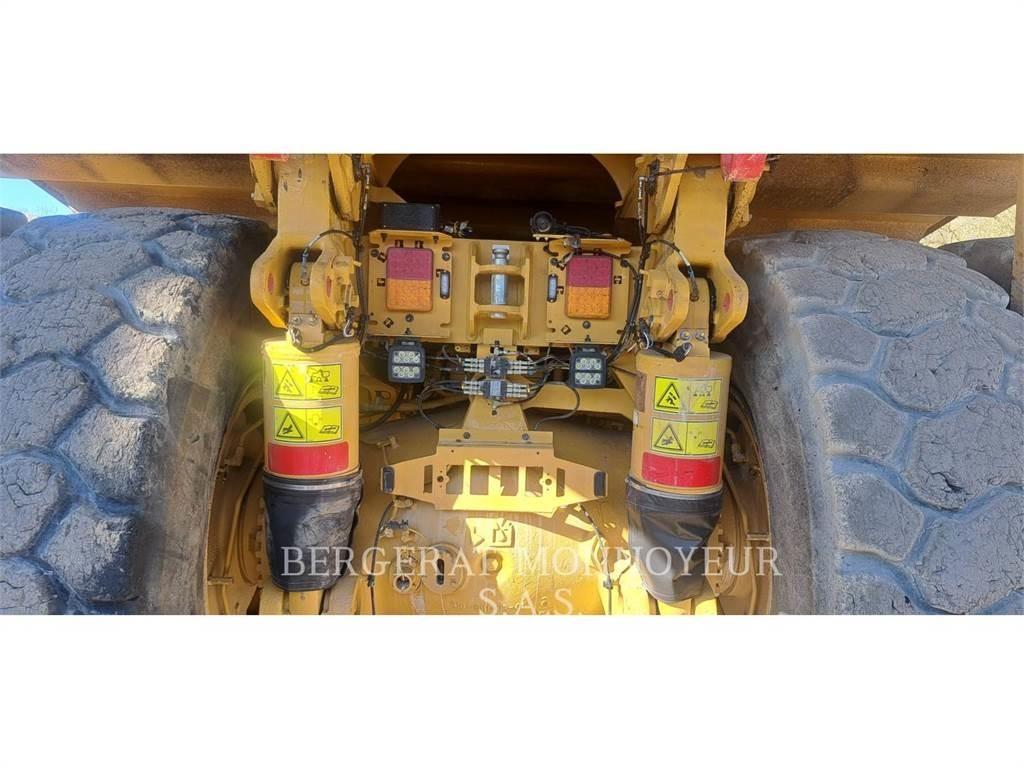 CAT 775 G Csuklósdömperek