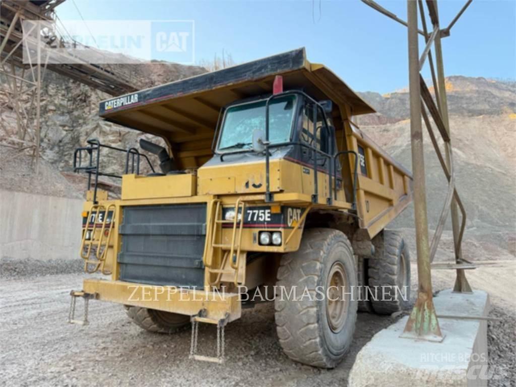 CAT 775E Csuklósdömperek