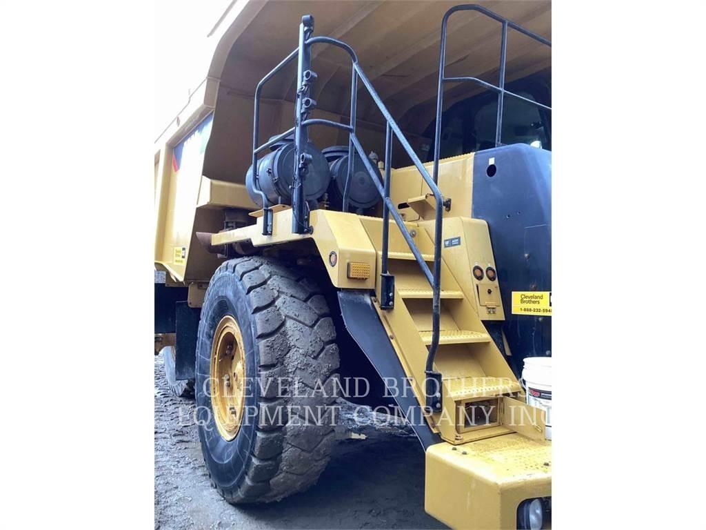 CAT 775F Csuklósdömperek