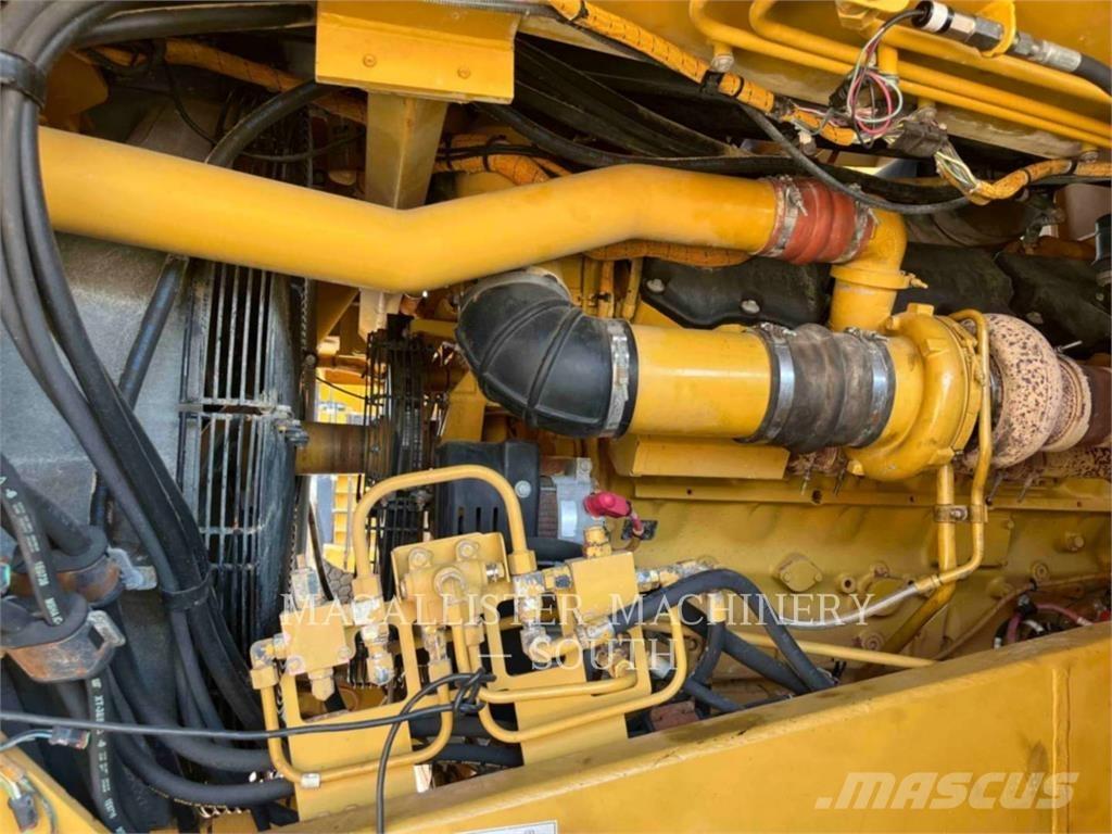 CAT 775F Csuklósdömperek