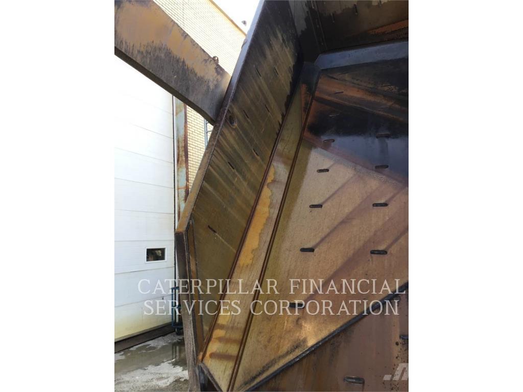 CAT 775G Csuklósdömperek