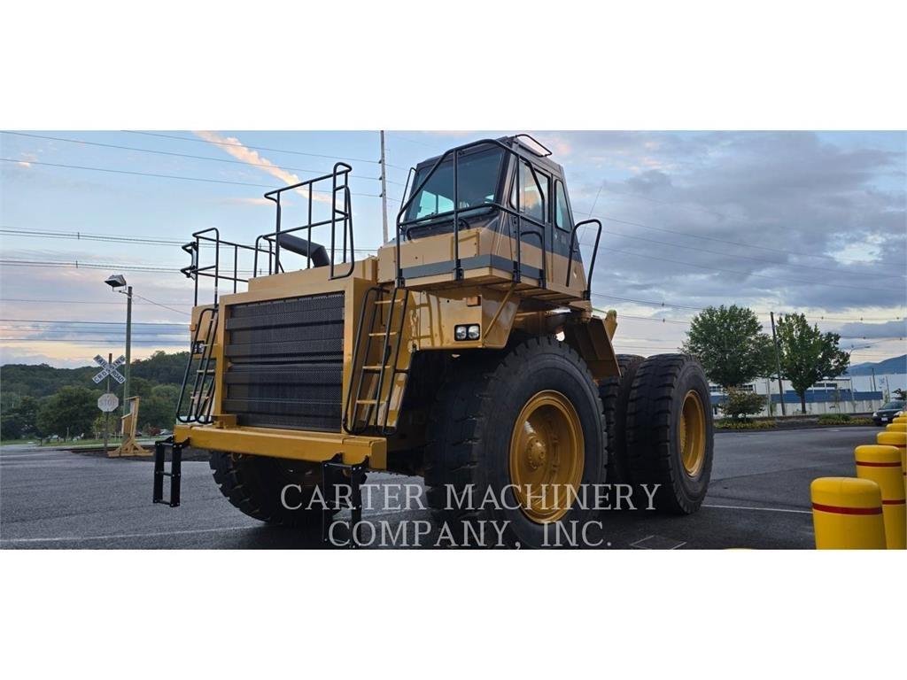 CAT 777 D Csuklósdömperek
