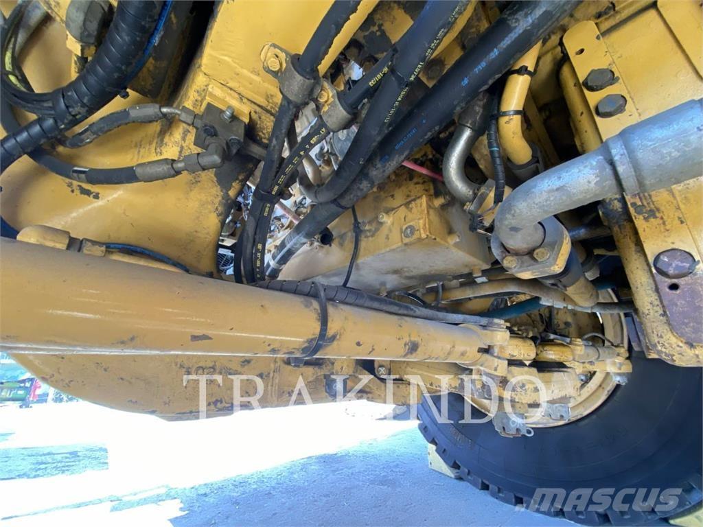 CAT 777E Csuklósdömperek