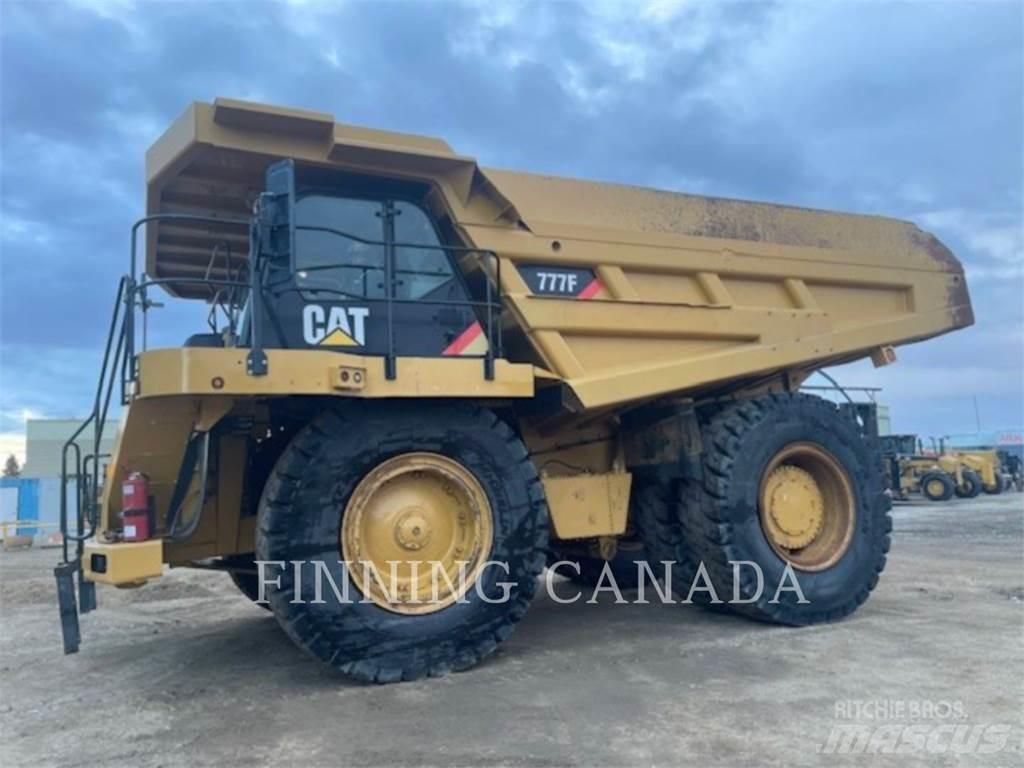CAT 777F Csuklósdömperek