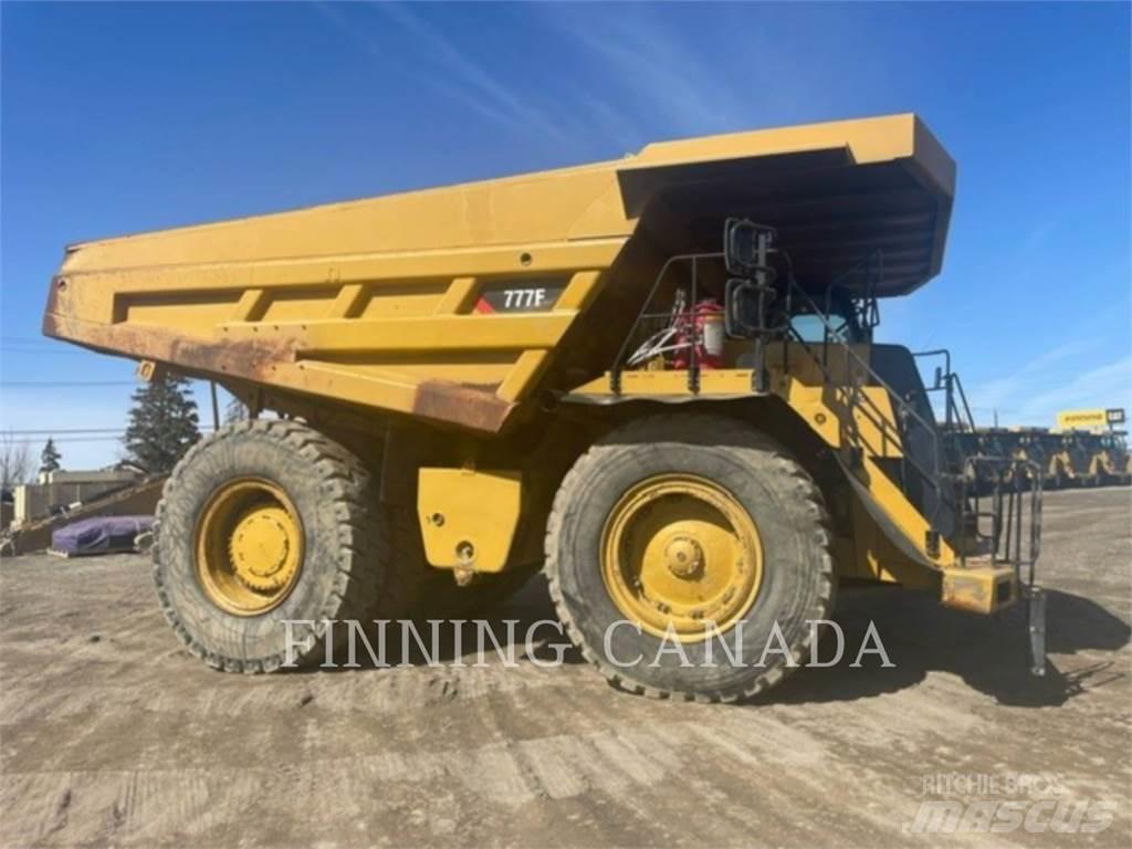 CAT 777F Csuklósdömperek