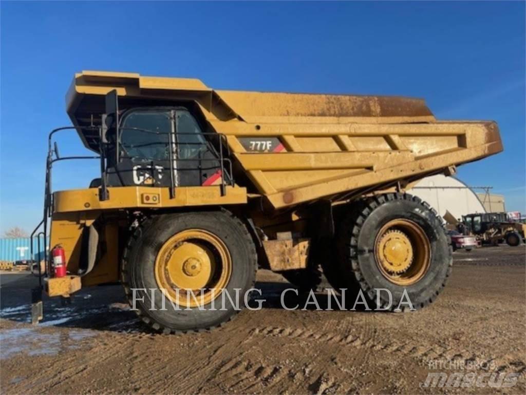 CAT 777F Csuklósdömperek
