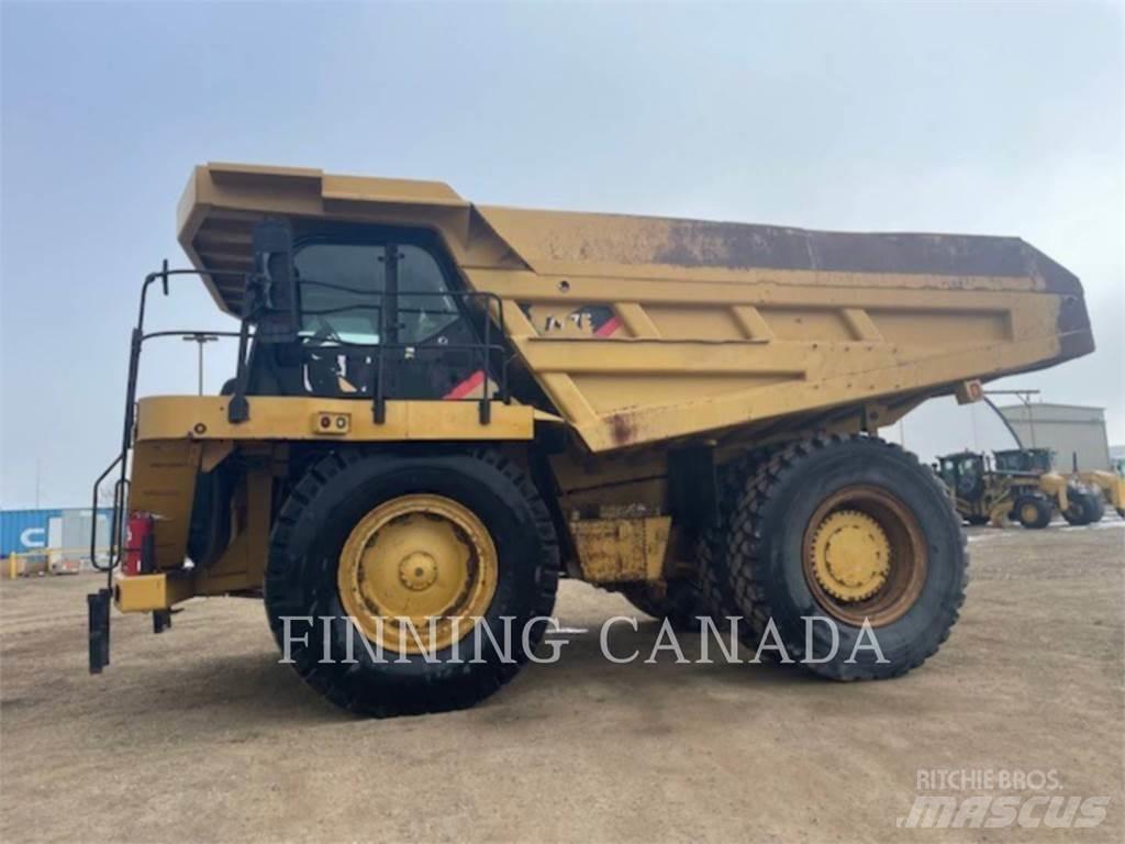 CAT 777F Csuklósdömperek