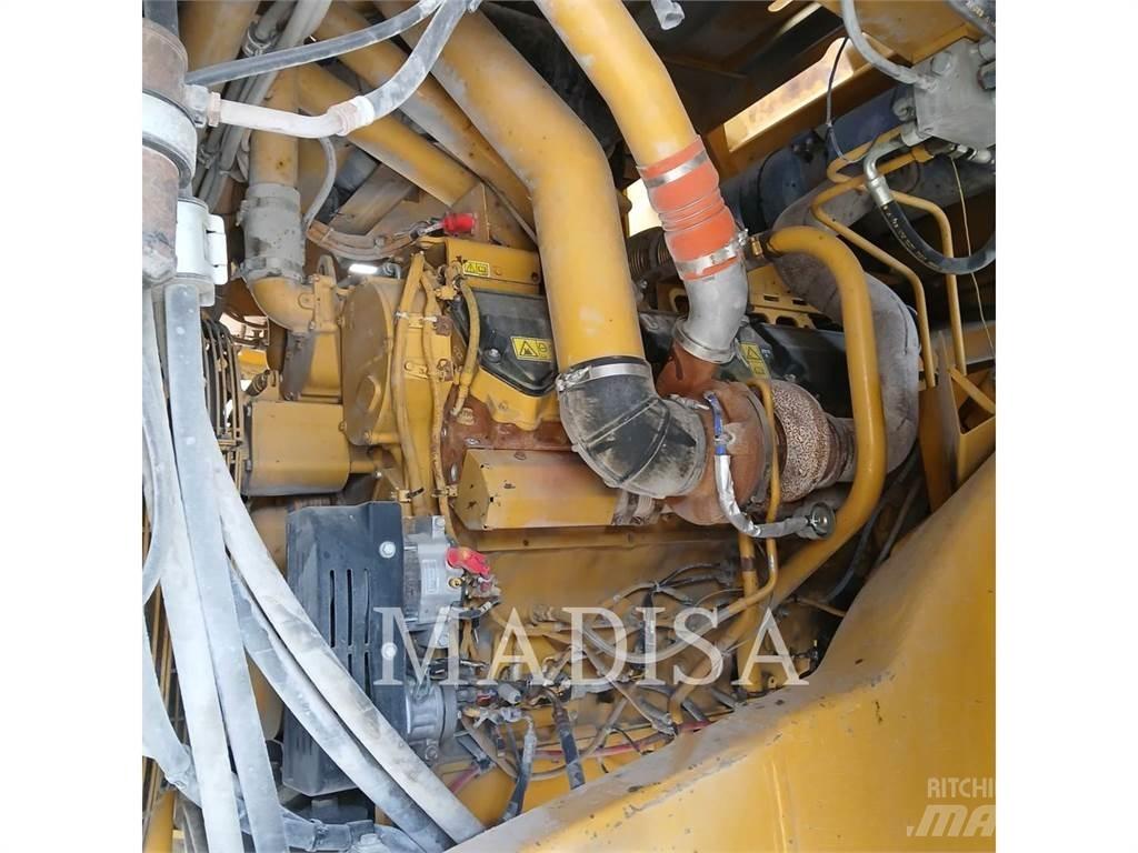 CAT 777F Csuklósdömperek