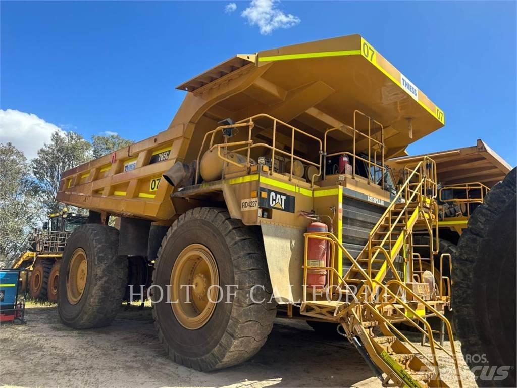 CAT 785D Csuklósdömperek