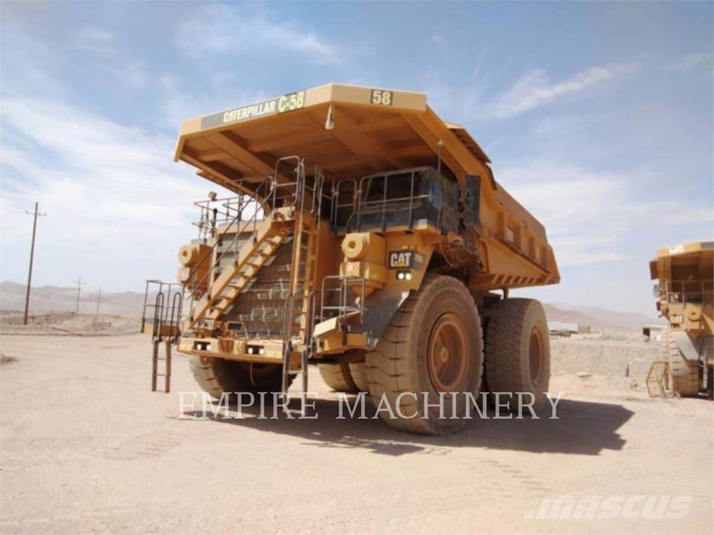 CAT 789 D Csuklósdömperek