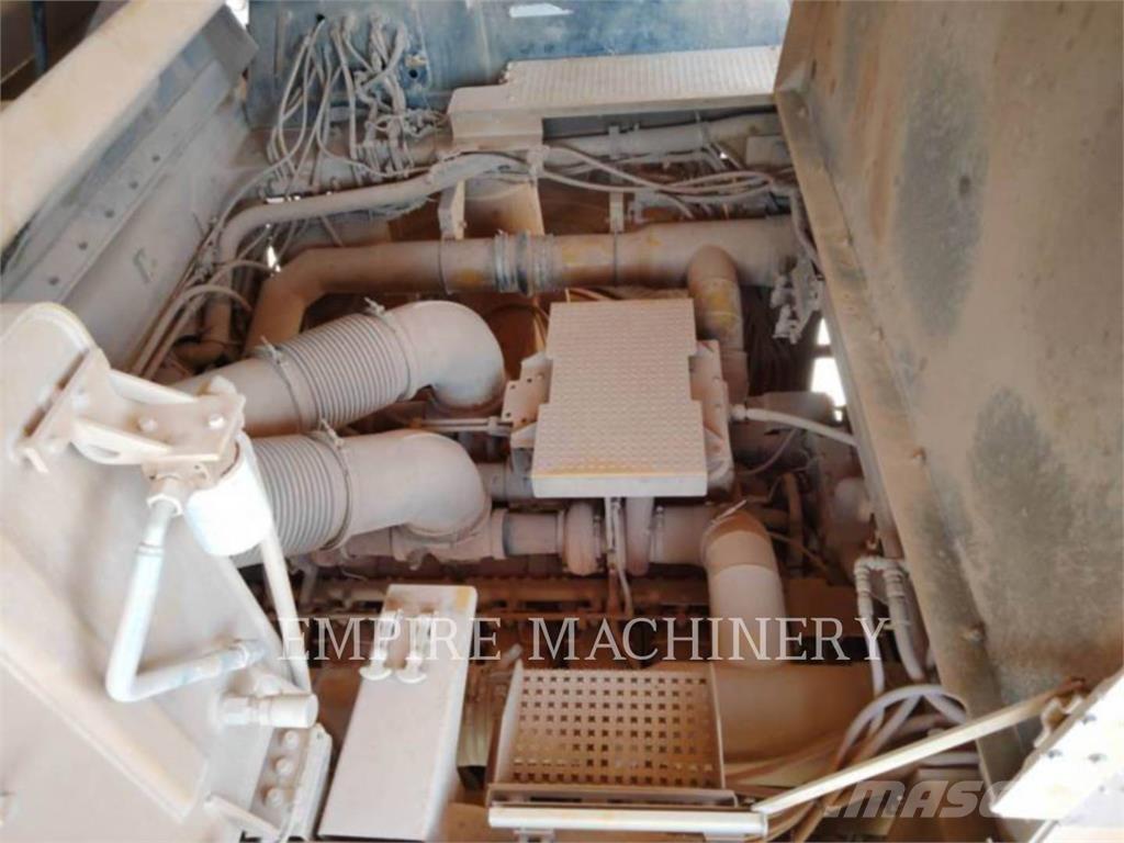 CAT 789D Csuklósdömperek