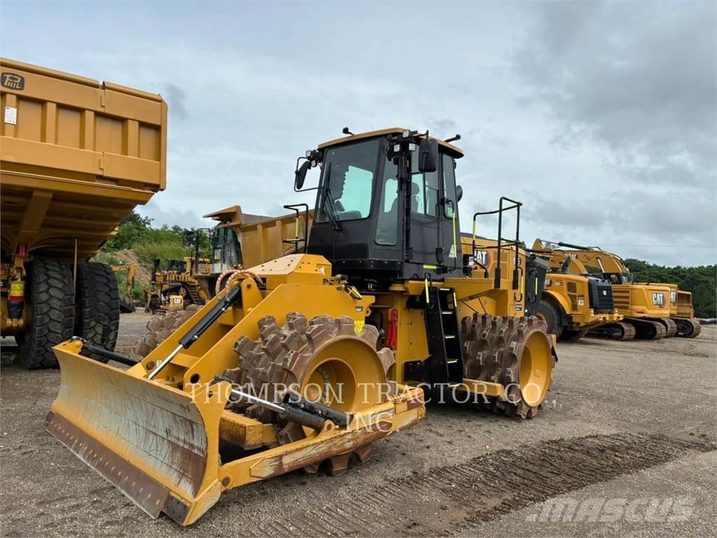 CAT 815 Talajtömörítő gépek
