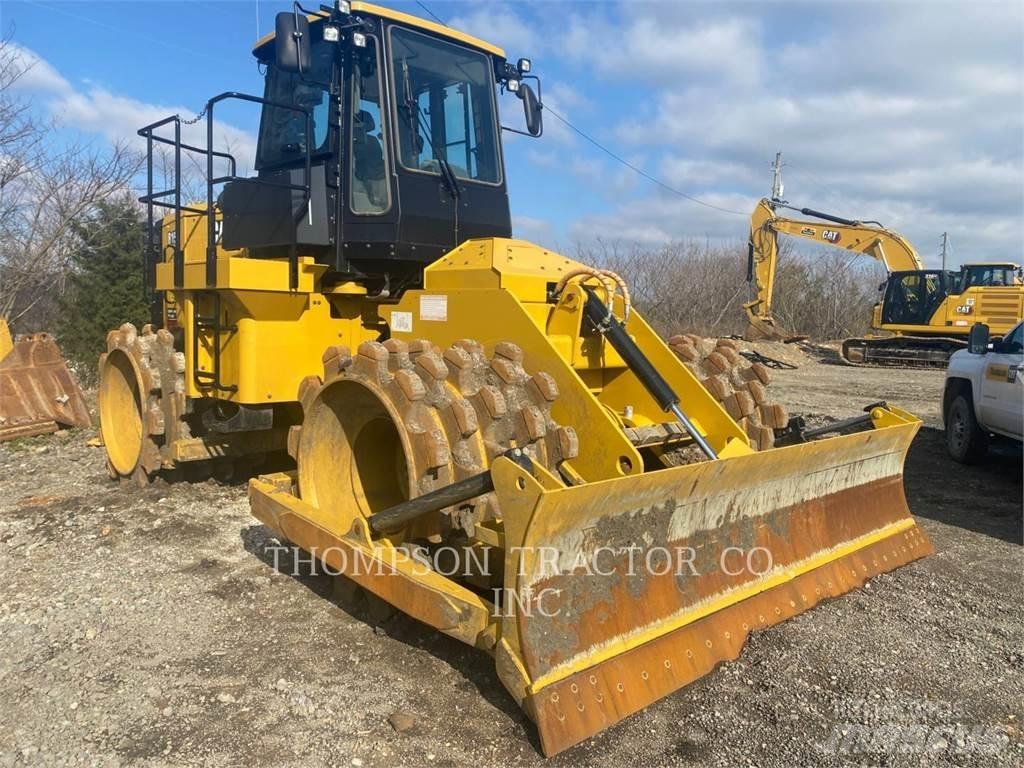 CAT 815 Talajtömörítő gépek