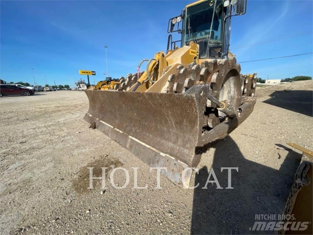 CAT 815F Talajtömörítő gépek