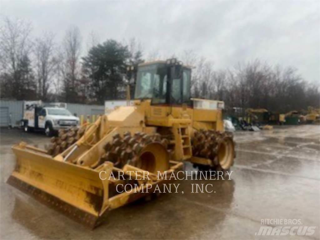 CAT 815F gumikerekes dózer