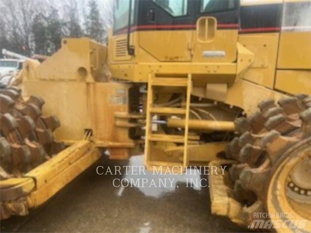 CAT 815F gumikerekes dózer