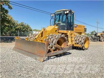 CAT 815F2 Talajtömörítő gépek