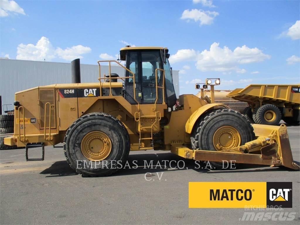 CAT 824H gumikerekes dózer