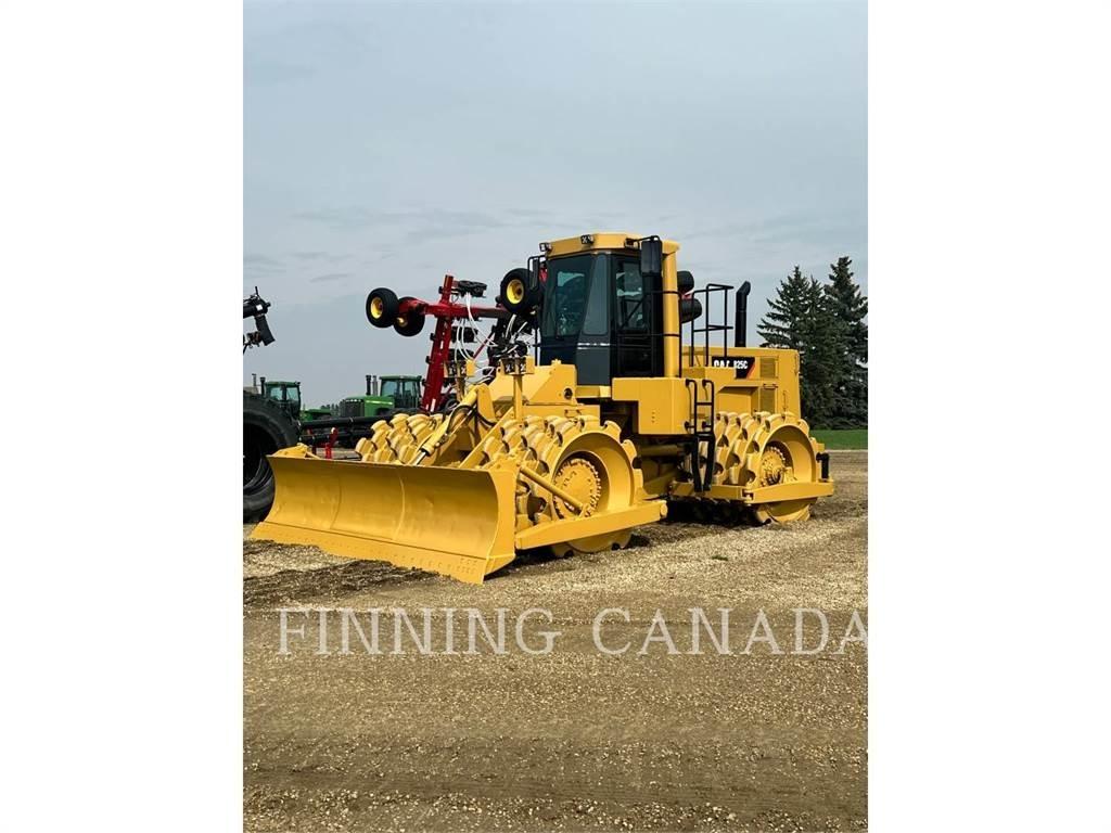 CAT 825C Talajtömörítő gépek