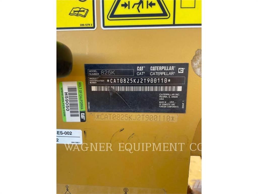 CAT 825K Gumikerekes homlokrakodók