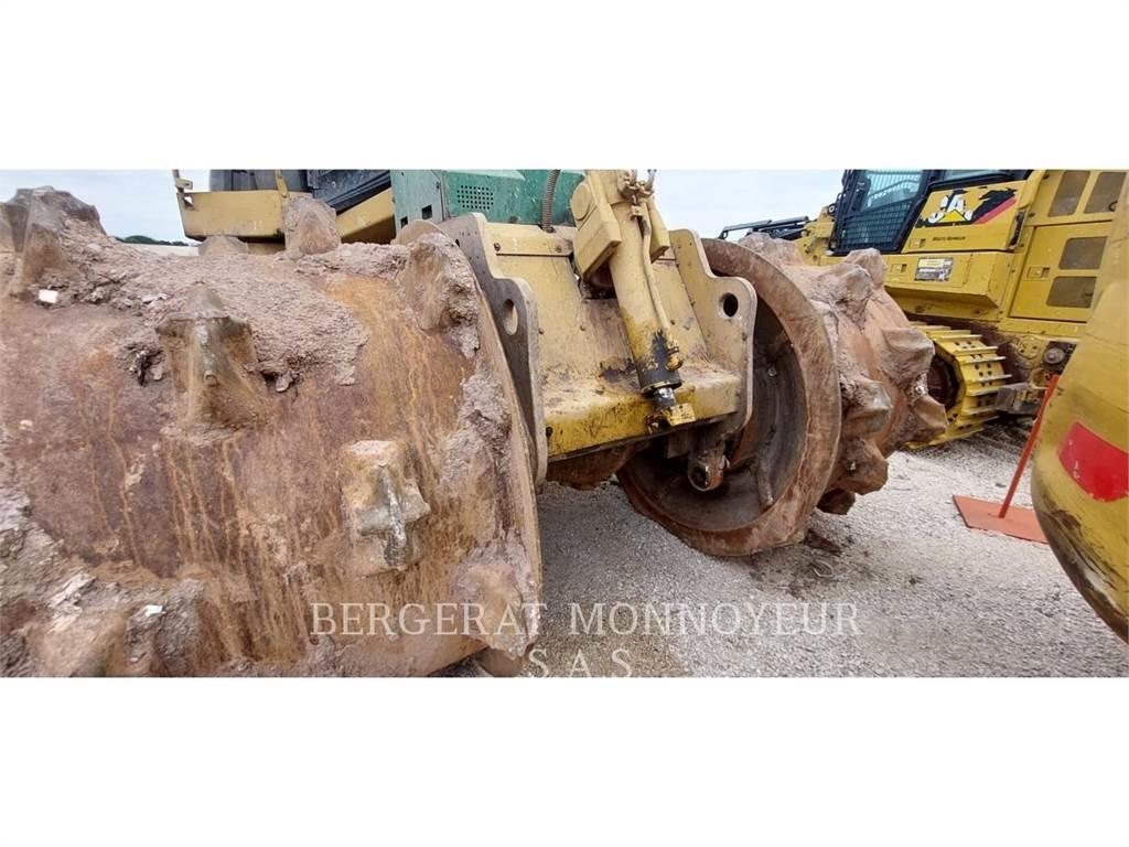 CAT 826G gumikerekes dózer
