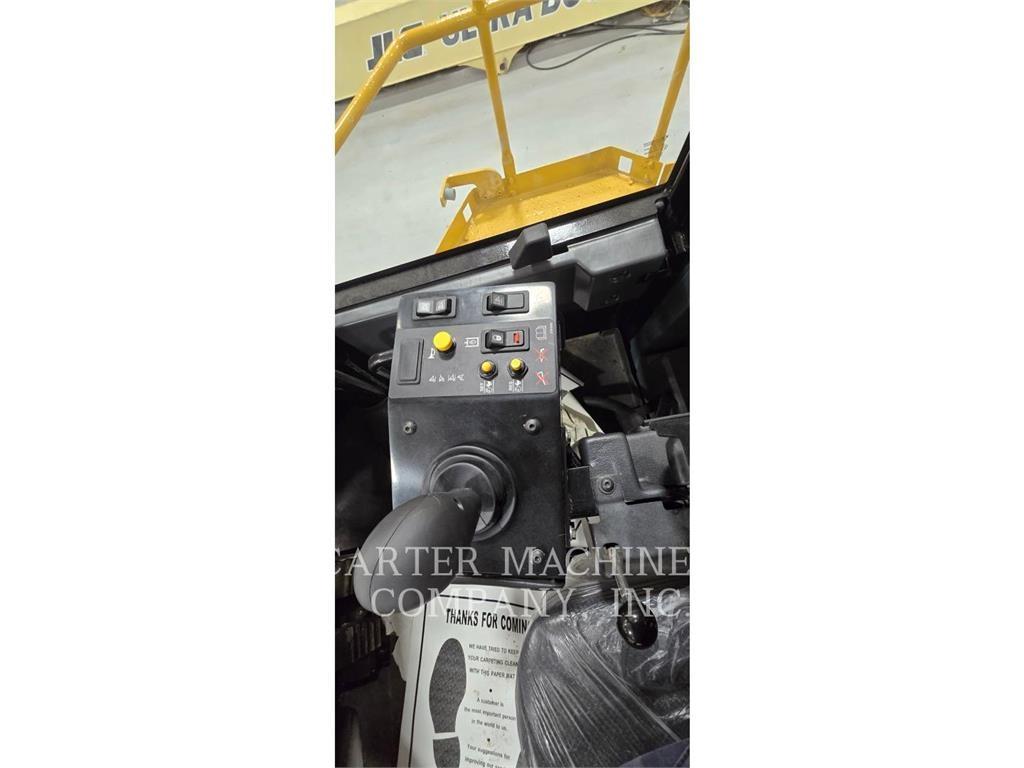 CAT 826H RBLD Talajtömörítő gépek