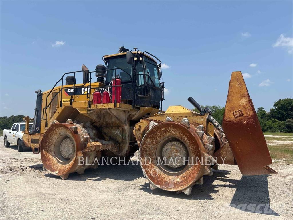 CAT 826K Talajtömörítő gépek