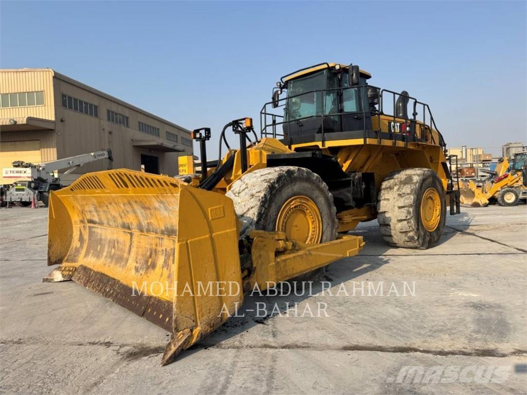 CAT 834F gumikerekes dózer