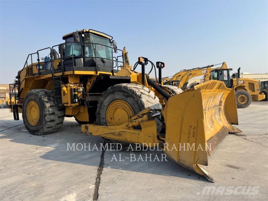 CAT 834F gumikerekes dózer
