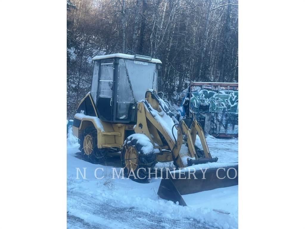 CAT 902 Gumikerekes homlokrakodók
