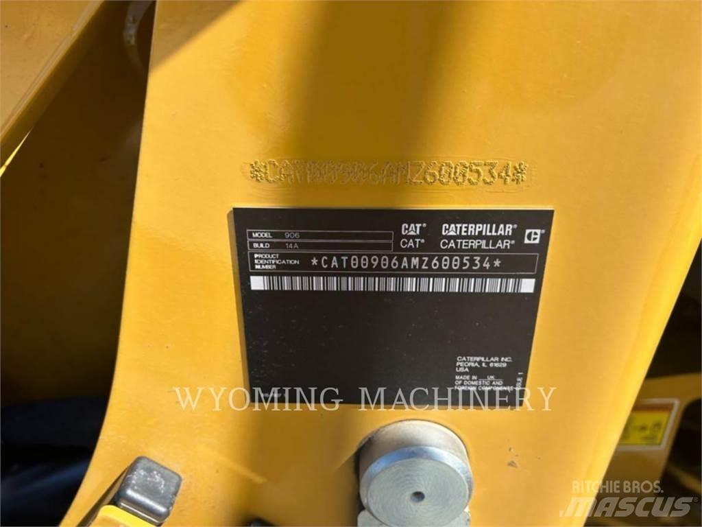 CAT 906 Gumikerekes homlokrakodók