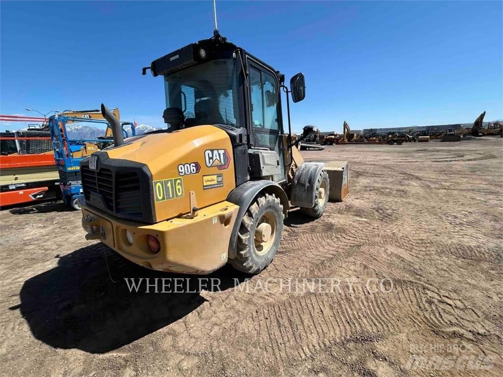 CAT 906 Gumikerekes homlokrakodók