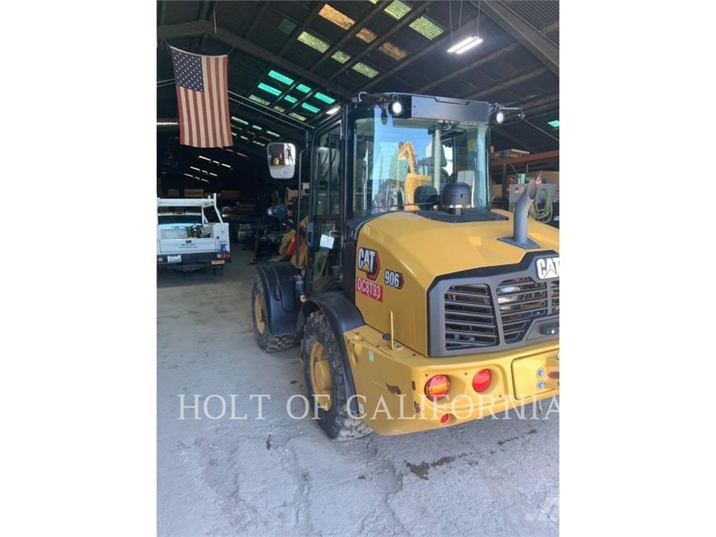 CAT 906 Gumikerekes homlokrakodók