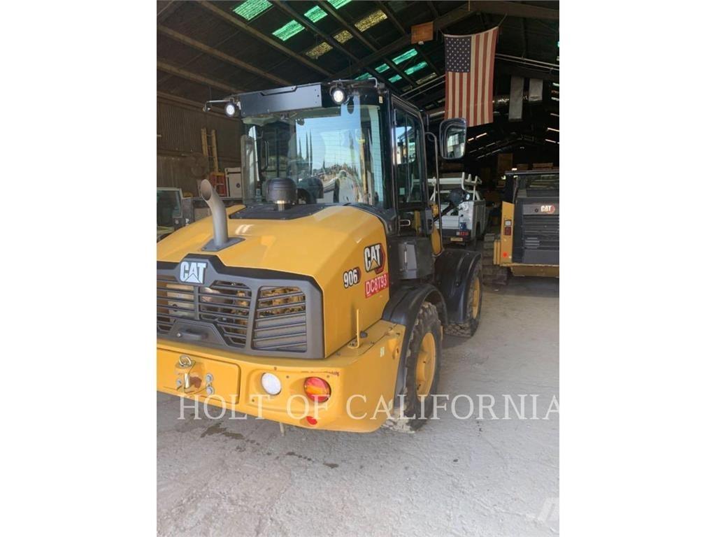CAT 906 Gumikerekes homlokrakodók