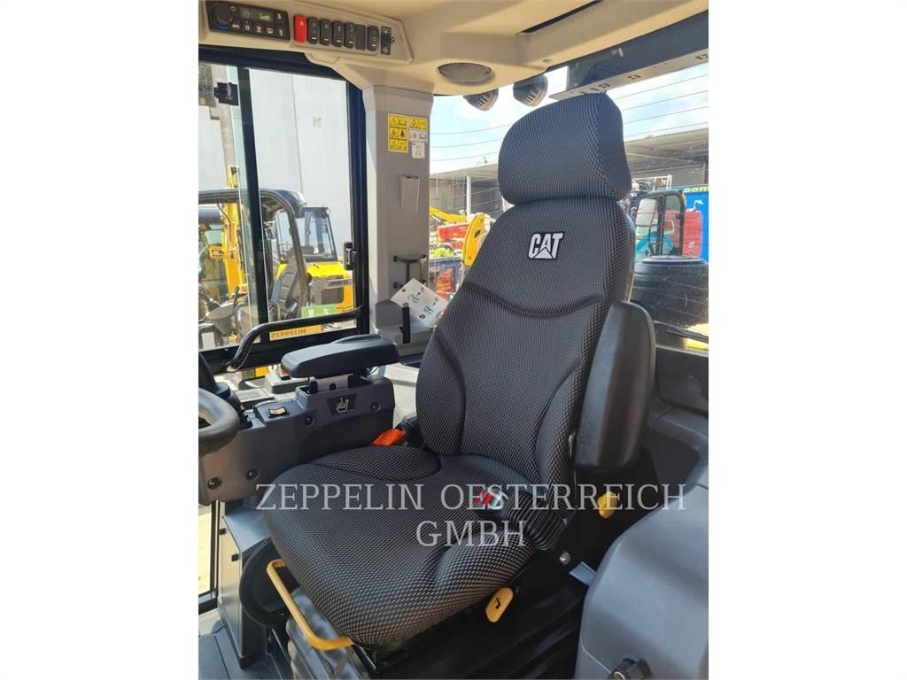CAT 906-14 Gumikerekes homlokrakodók