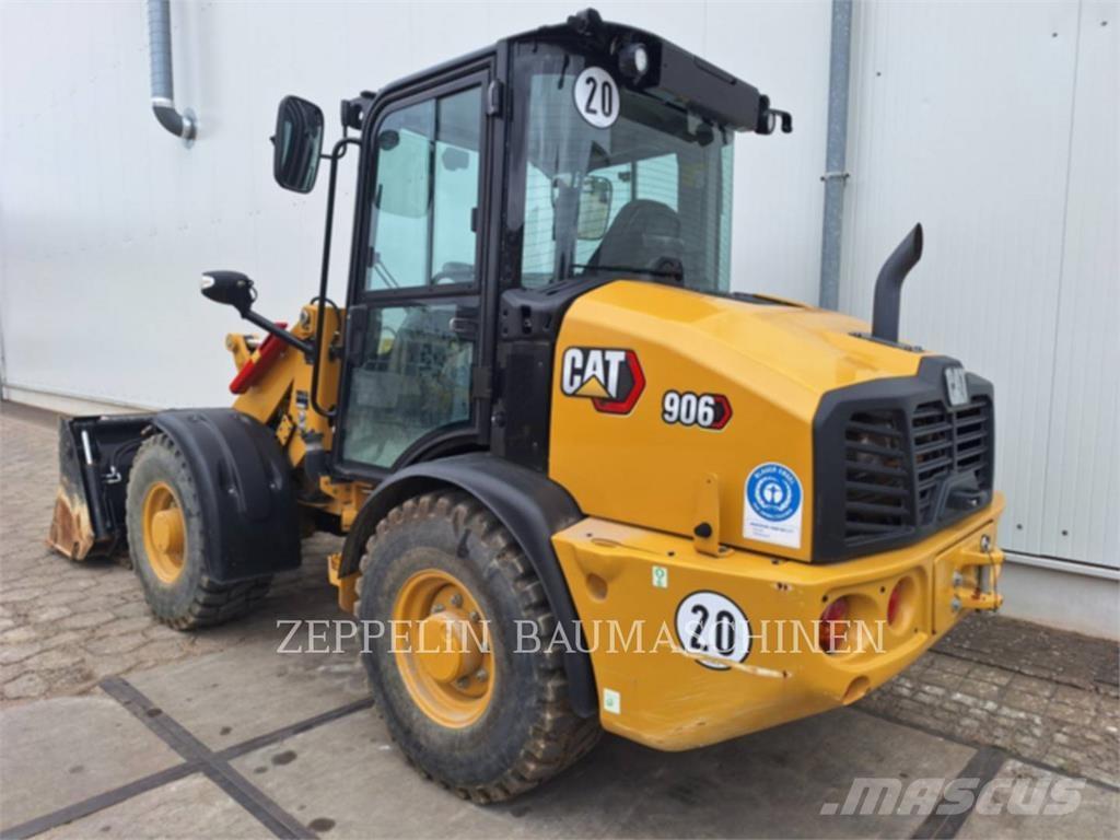 CAT 906-14 Gumikerekes homlokrakodók
