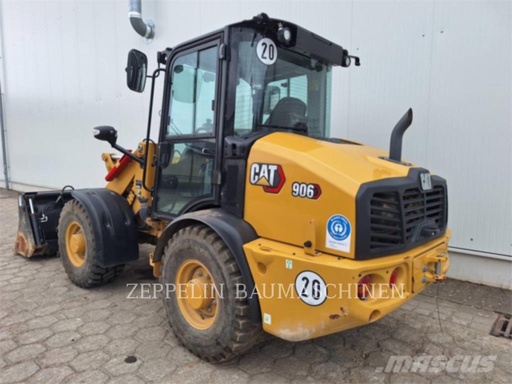 CAT 906-14 Gumikerekes homlokrakodók