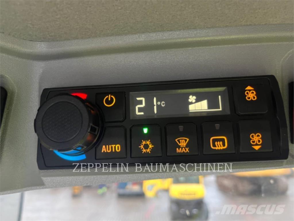 CAT 906-14 Gumikerekes homlokrakodók