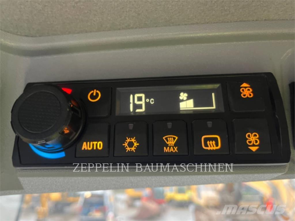 CAT 906-14 Gumikerekes homlokrakodók