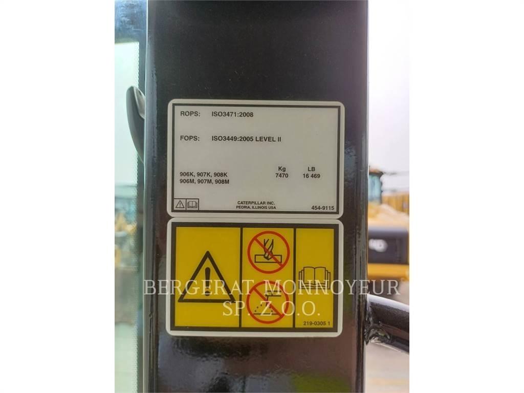 CAT 906M Gumikerekes homlokrakodók