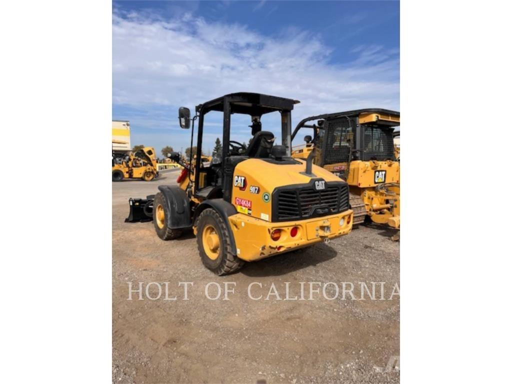 CAT 907 Gumikerekes homlokrakodók