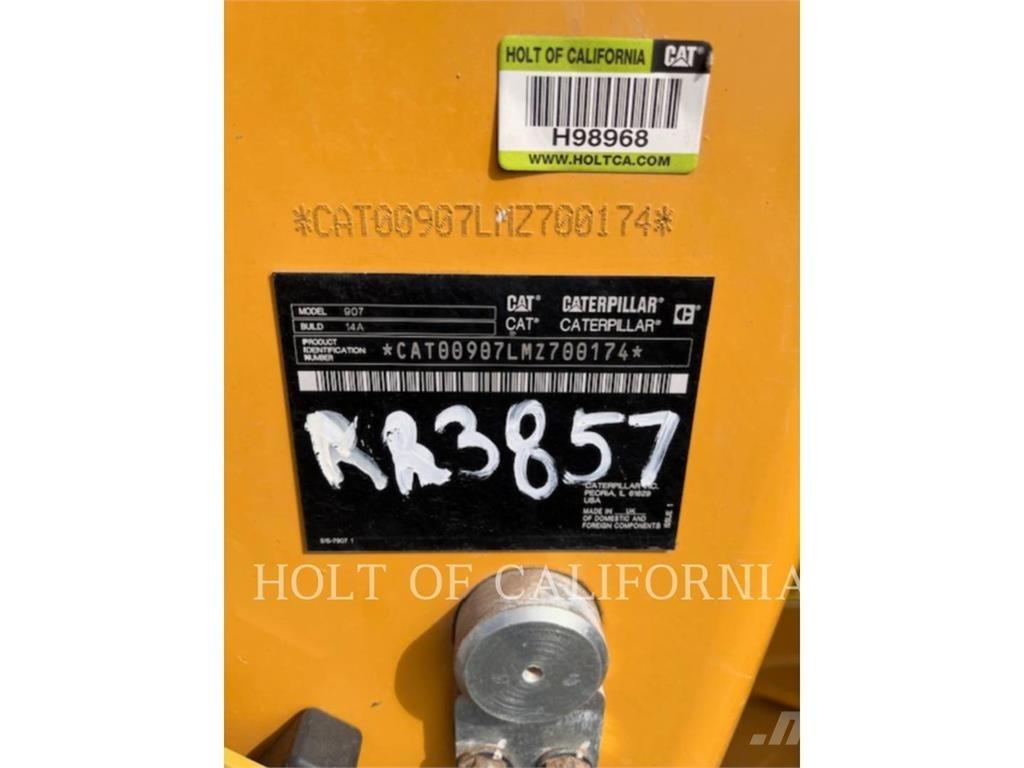 CAT 907 Gumikerekes homlokrakodók