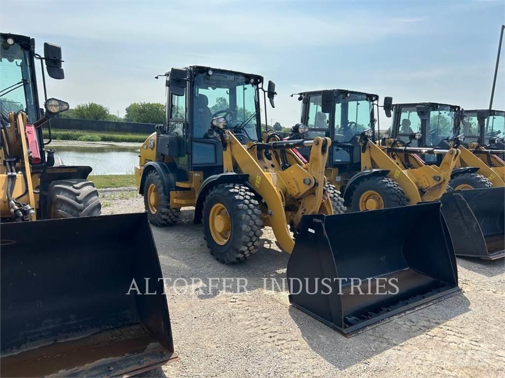 CAT 907-14 Gumikerekes homlokrakodók