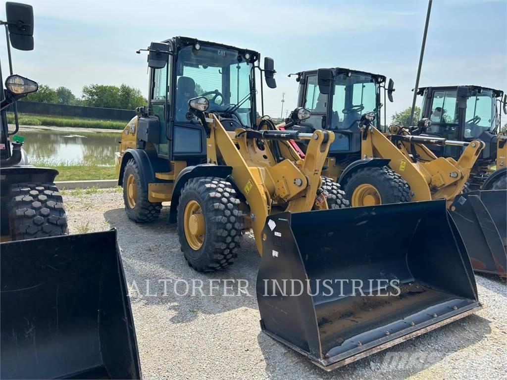 CAT 907-14 Gumikerekes homlokrakodók