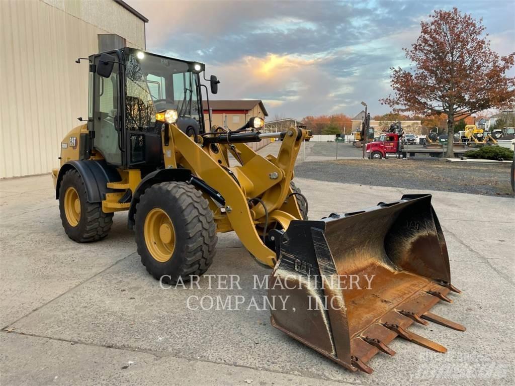 CAT 908 Gumikerekes homlokrakodók
