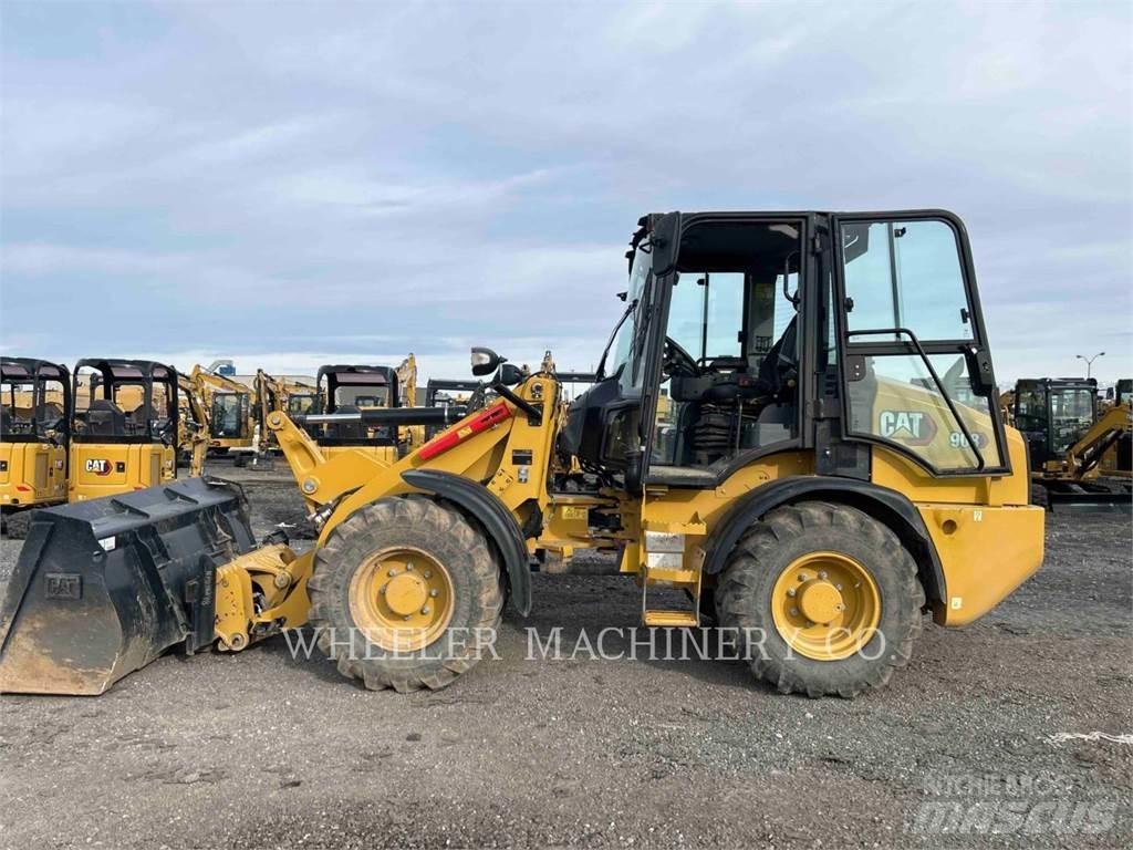 CAT 908 Gumikerekes homlokrakodók